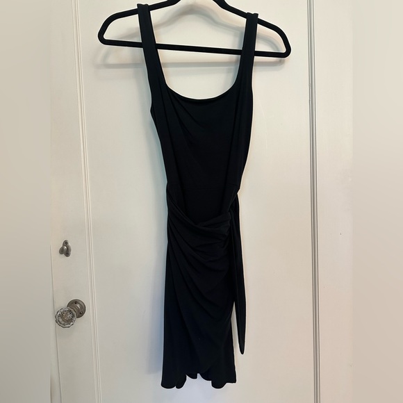 ARITZIA Wilfred Black Saturn Mini Dress - only worn once - Picture 10 of 14